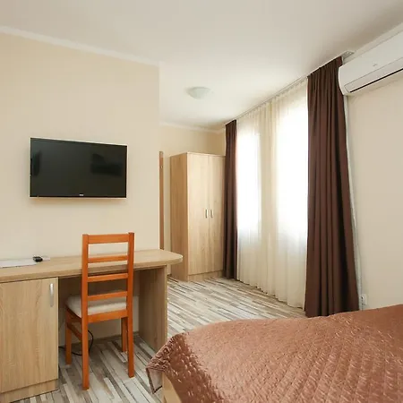 Hotell Hana 3*